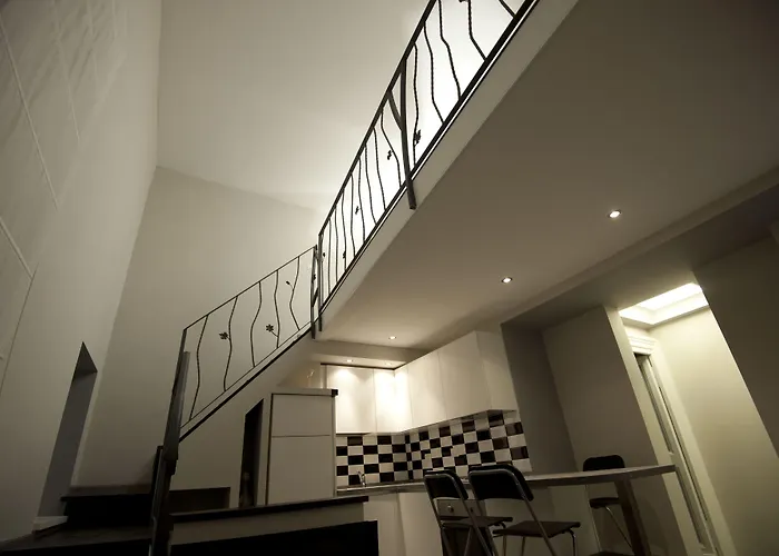 Luxury On The River 4*