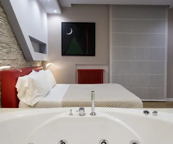 Luxury On The River Roma